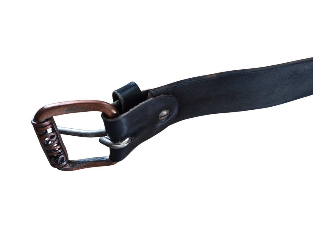 Ceinture Levi's vintage en cuir noir, boucle métal vieilli rétro