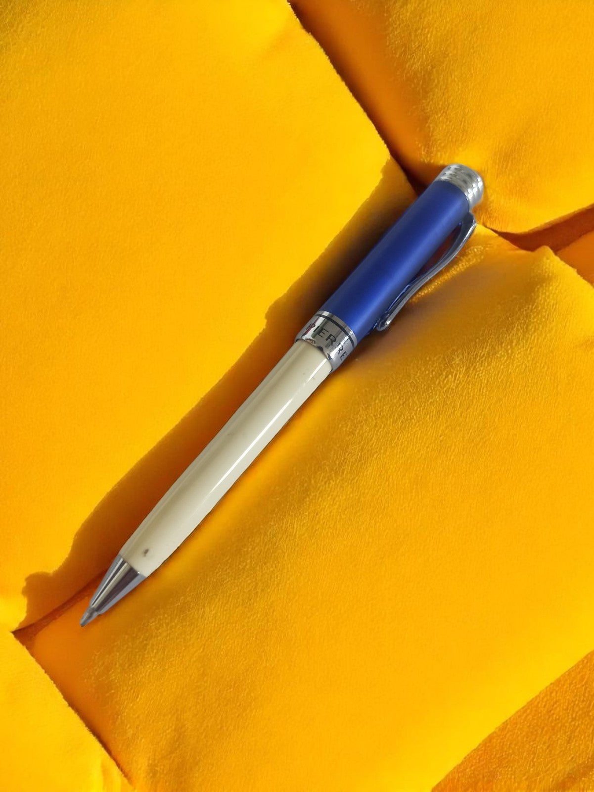 Stylo Pierre Balmain vintage bleu crème, stylo-bille rare, parfait état