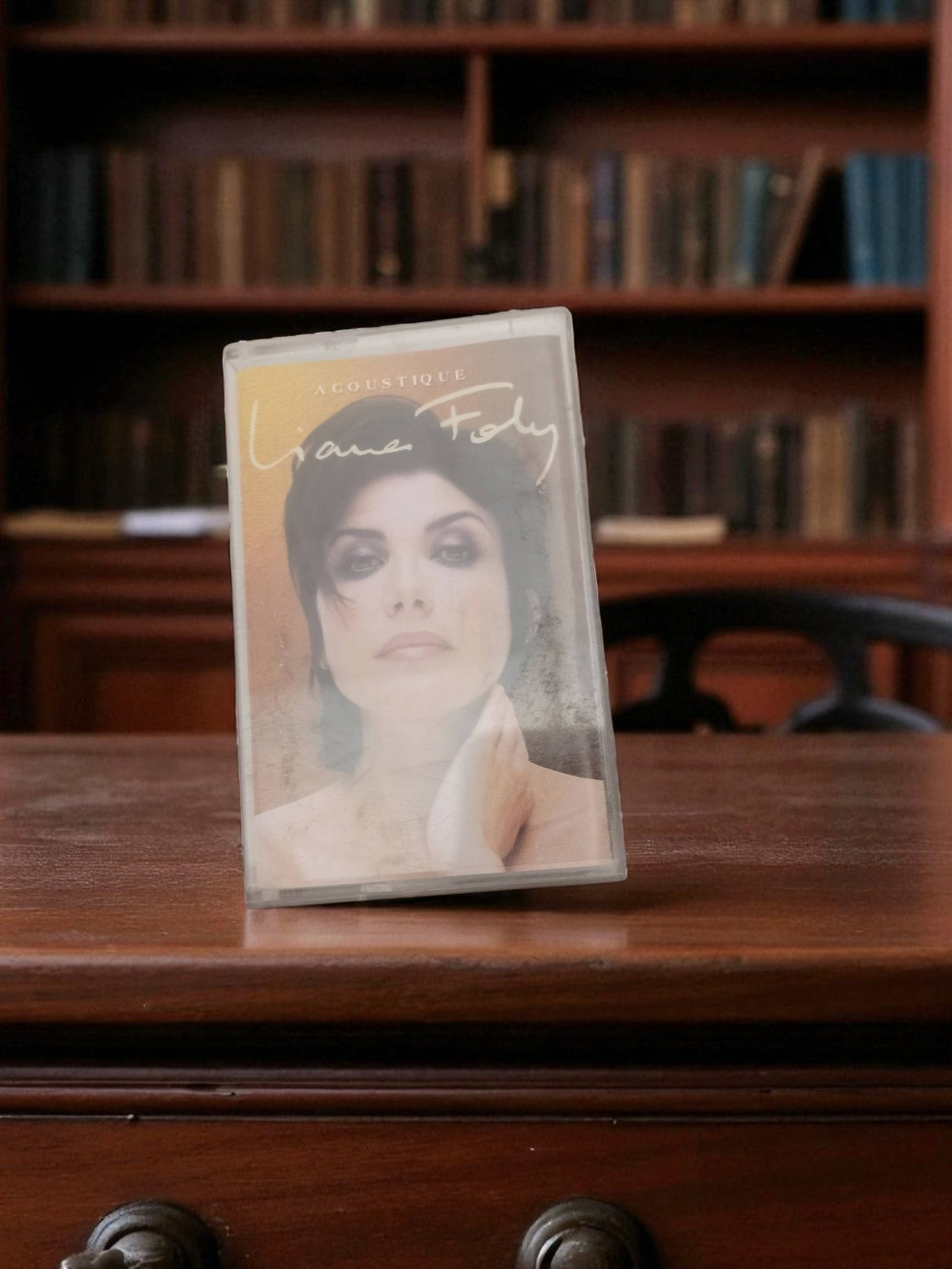 Cassette audio vintage Liane Foly Acoustique rétro K7 musique années 80