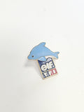 Pin's rétro ancien ELF TF1 ? Badge publicitaire vintage pour collectionneur TV