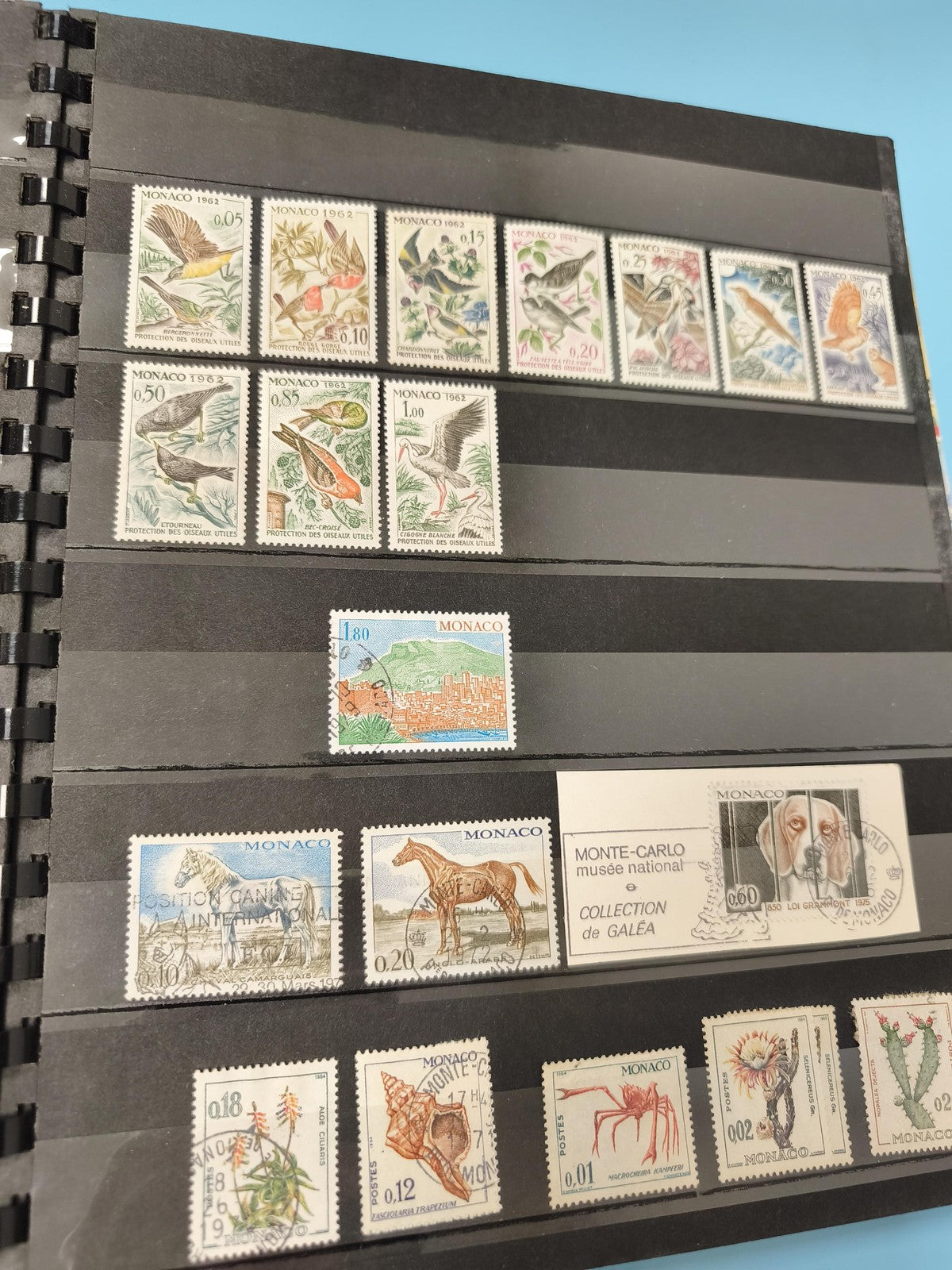 Lot anciens timbres Monaco oblitérés oiseaux animaux fleurs collection philatéli