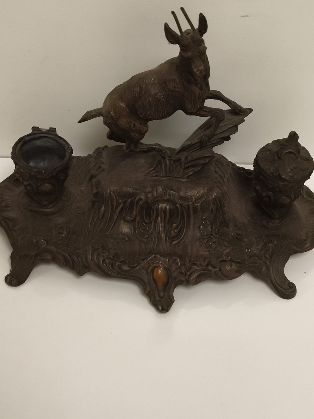 Encrier double zoomorphe Napoléon III décor chamois style 1890 bureau déco