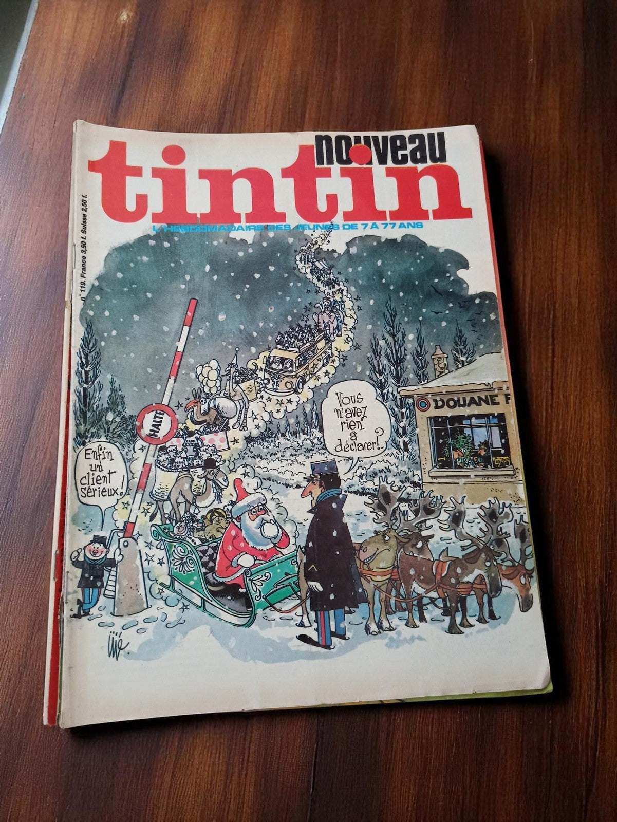 Magazine Tintin vintage Noël, numéro ancien illustré, couverture père Noël