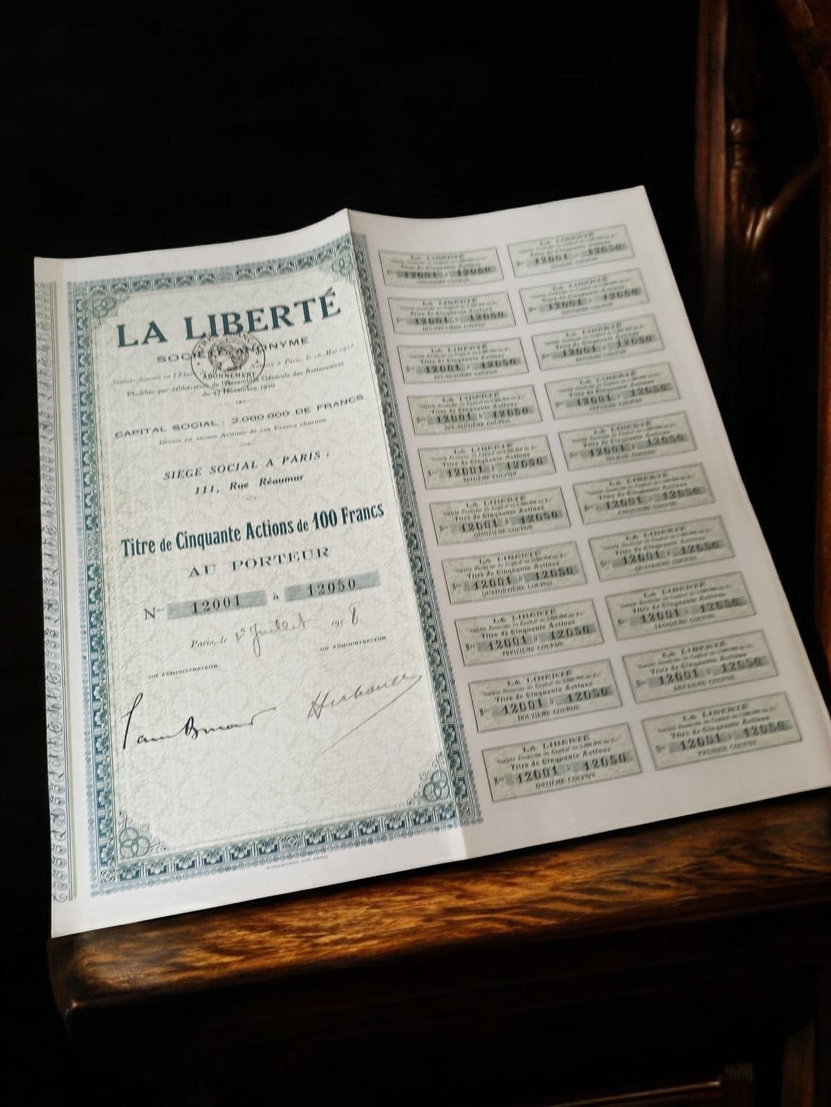 Action au porteur La Liberté Paris années 1920 ancien titre bourse vintage