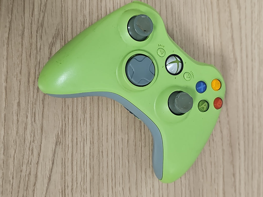 Manette Microsoft Xbox360 green non testée