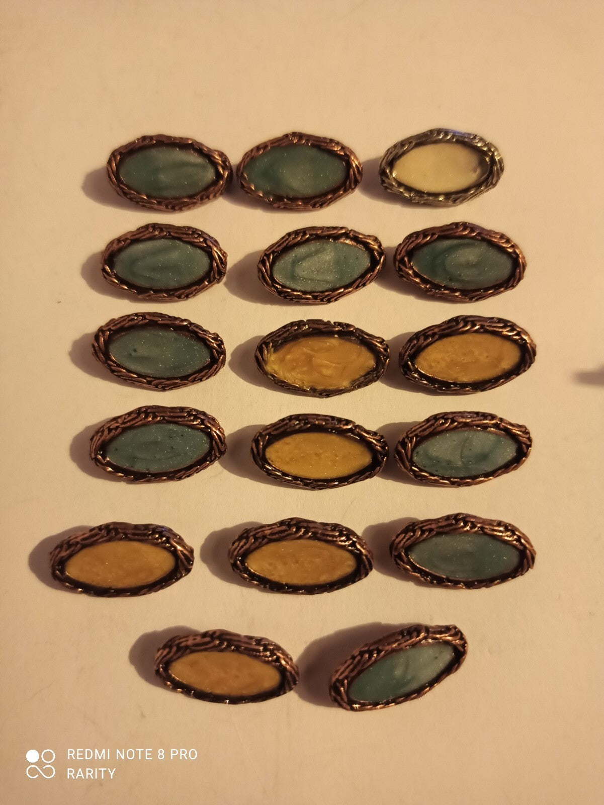 Lot 17 pendentifs ovales émaillés vintage Rémy Dis années 80/90