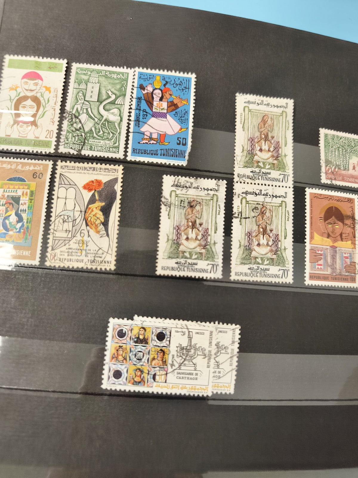 Lot anciens timbres oblitérés Tunisie, motifs variés, philatélie collection