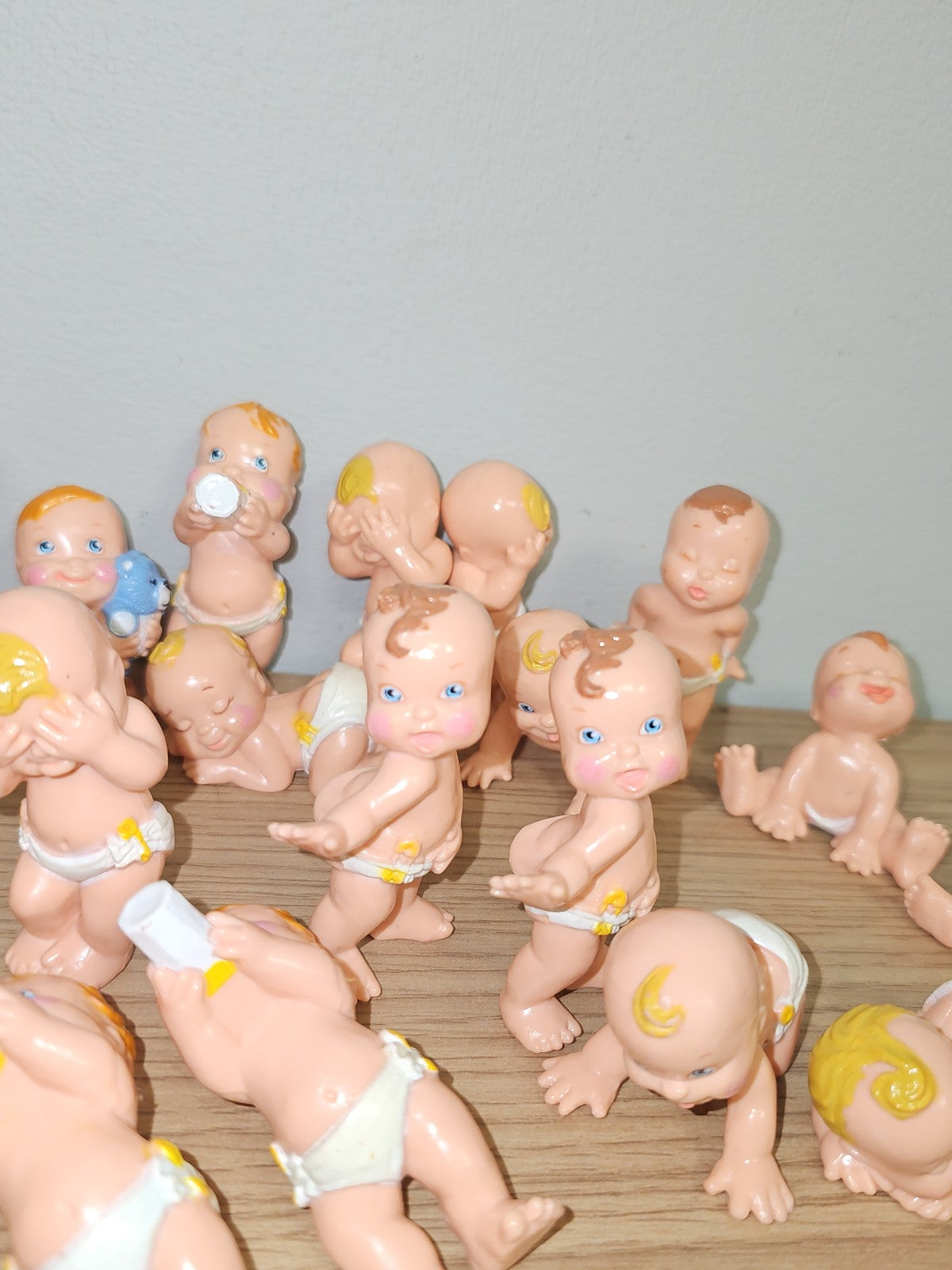 Lot de petites figurines Babies vintage ancien collection rare rétro années 90