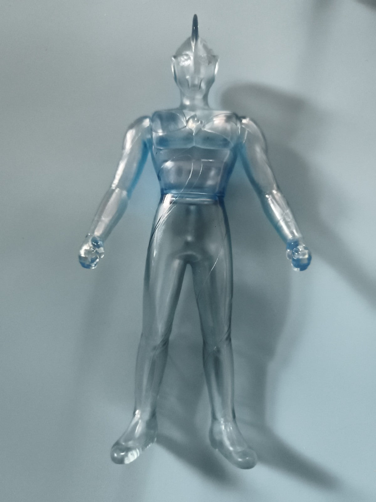 Figurine Ultraman transparente effet givré Sentai translucide clear