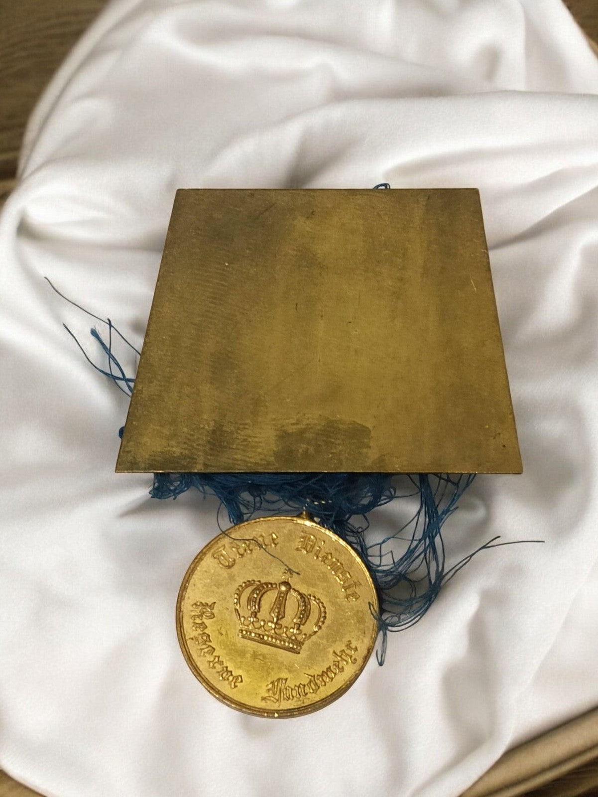 Médaille service Prusse 12 ans ancien Empire allemand or aspect doré vintage