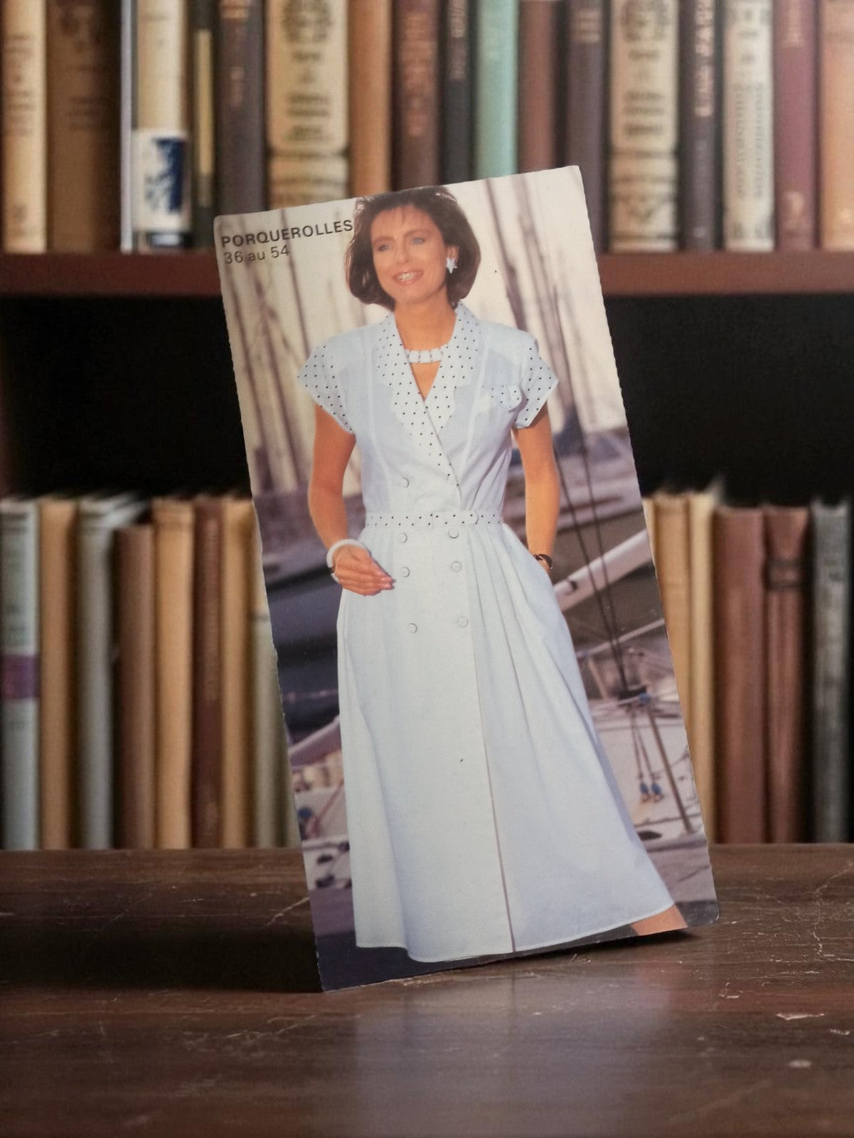 Carte publicitaire mode vintage PORQUEROLLES années 80 robe femme rétro