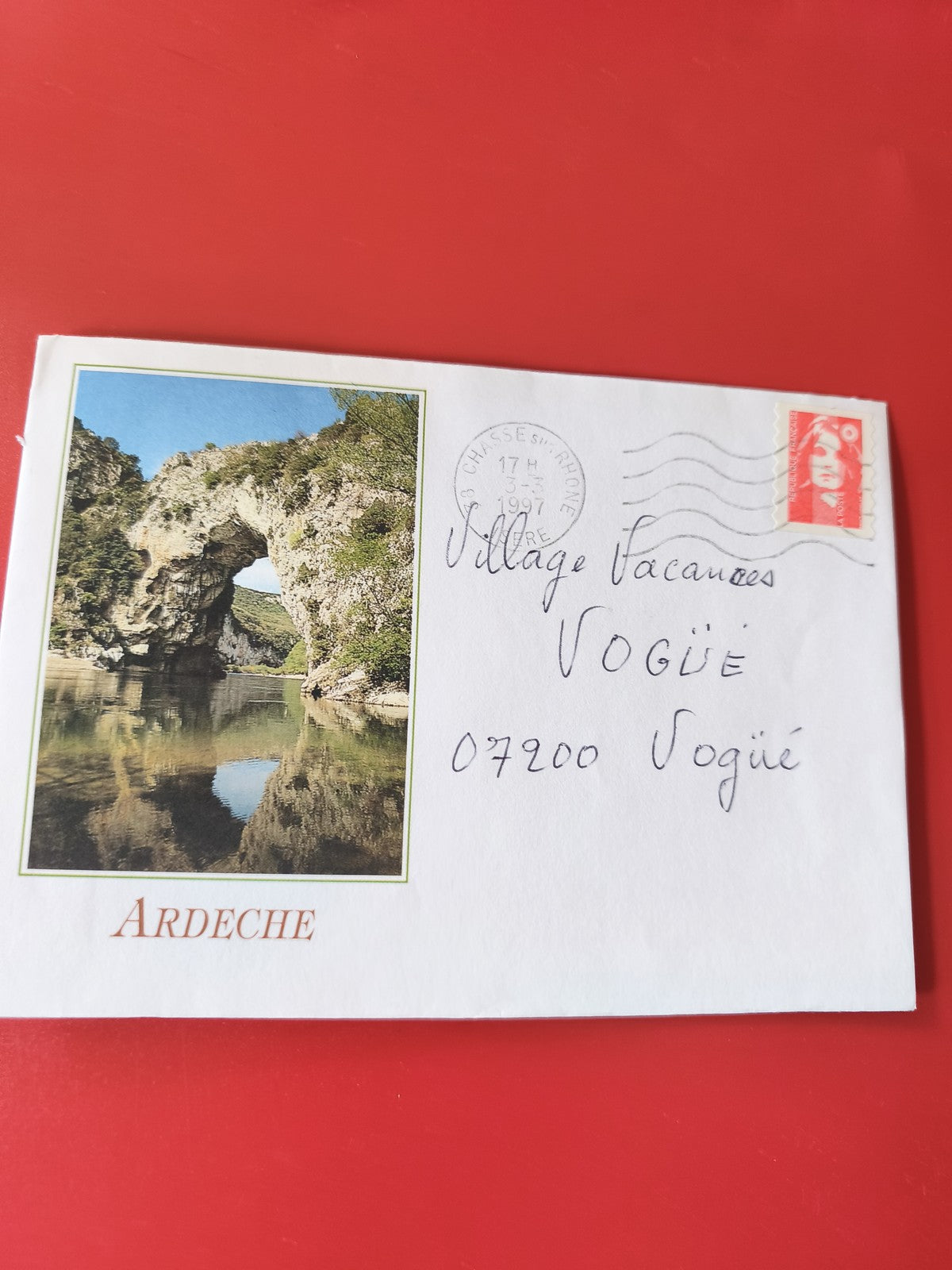 Enveloppe philatélie Ardèche timbre Marianne, cachet 1997, paysage naturel