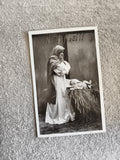 Carte photo Noël Nativité crèche religieuse CPA noir et blanc
