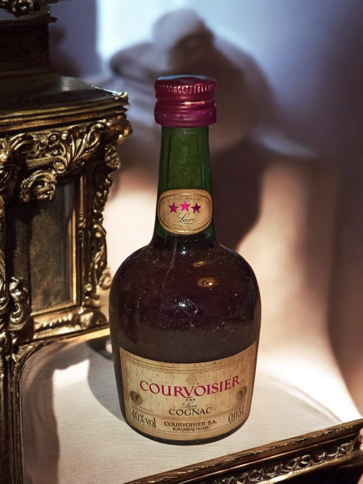 Mini-bouteille Cognac Courvoisier Luxe vintage années 60, 40% vol, rare flacon