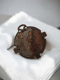 Médaille religieuse ancienne bronze patiné, objet sacré vintage rétro