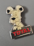 Pin's ancien vintage TOTAL, badge rétro collection, objet publicitaire essence