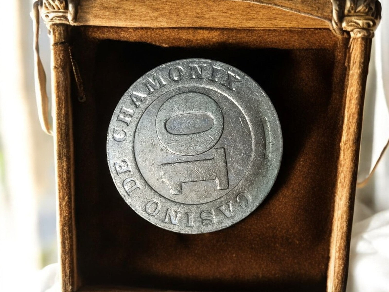 Jeton casino Chamonix métal ancien – Token vintage jeu accessoire déco