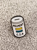 Pin's vintage boîte à dons MELMENT C.I.A, badge ancien, motif humoristique (Ref