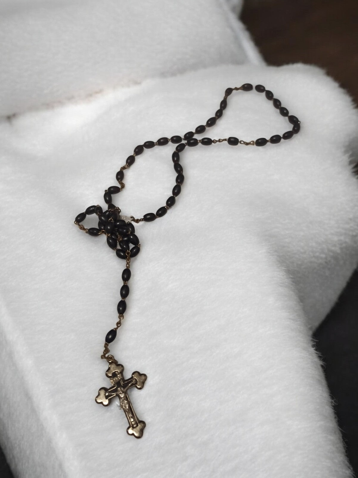 Chapelet catholique ancien perles noires, croix métal rétro vintage religieux