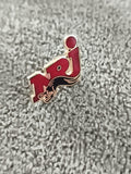 Pin's vintage NRJ logo rouge noir radio badge ancien (Ref 10)