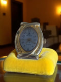 Montre vintage femme Ambre quartz forme originale argenté rétro