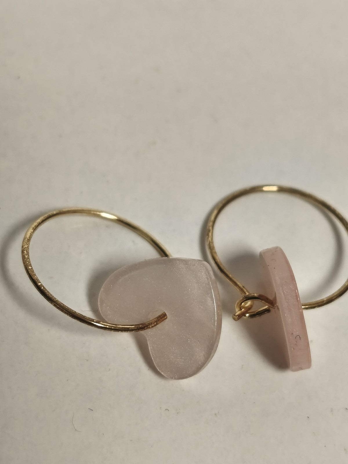 Petite paire de boucles d'oreilles anciennes rétro vintage bijoux collection