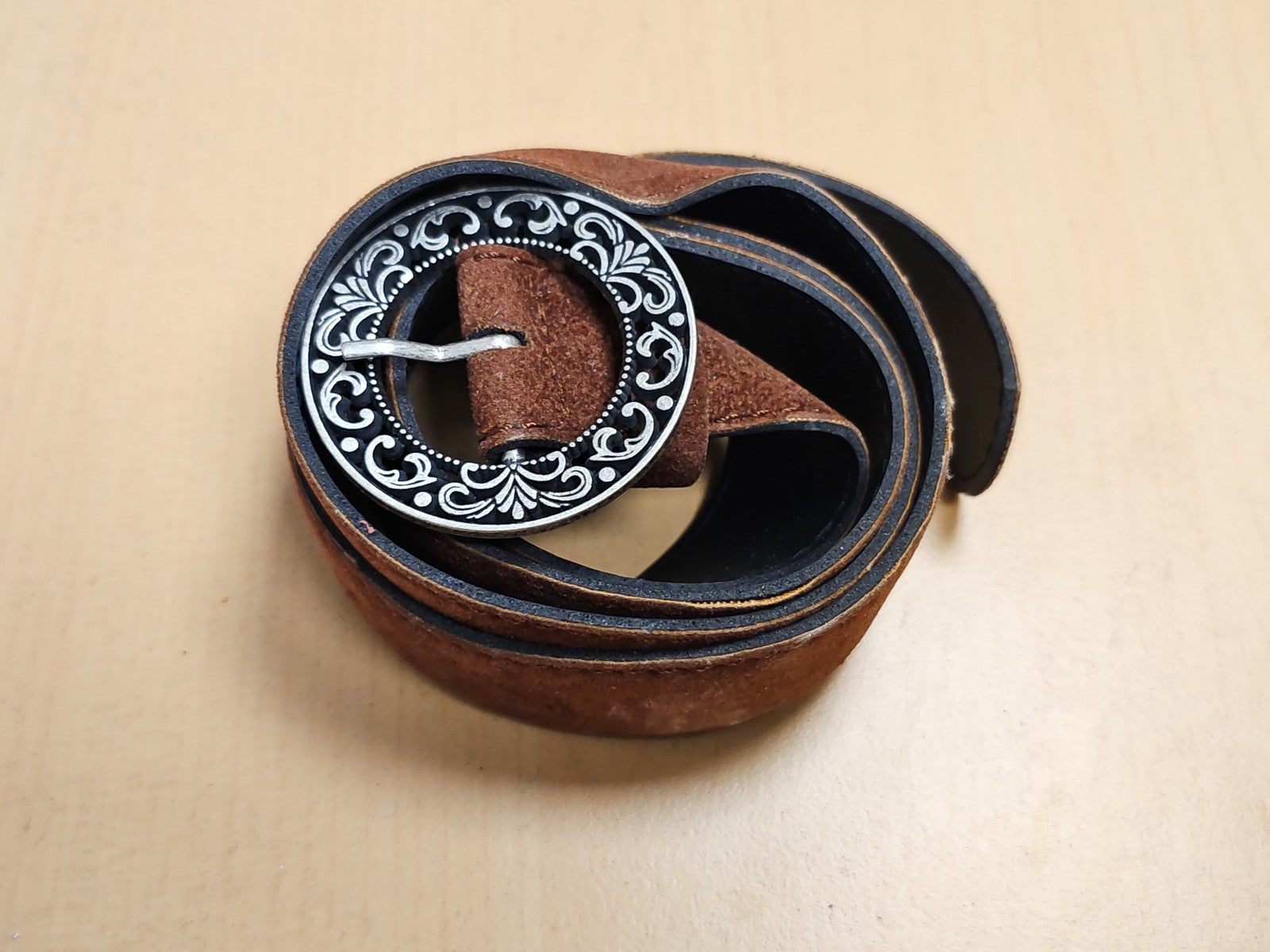 Ceinture femme vintage en cuir véritable, accessoire ancien rétro mode collectio