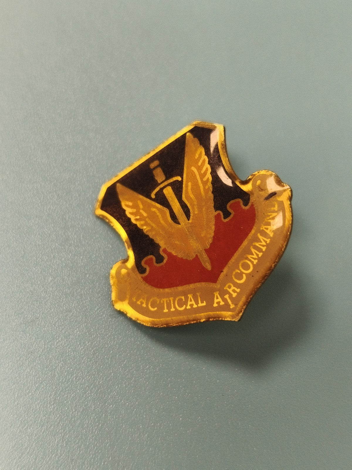 Vintage pin's insigne Tactical Air Command écusson aviation militaire USA