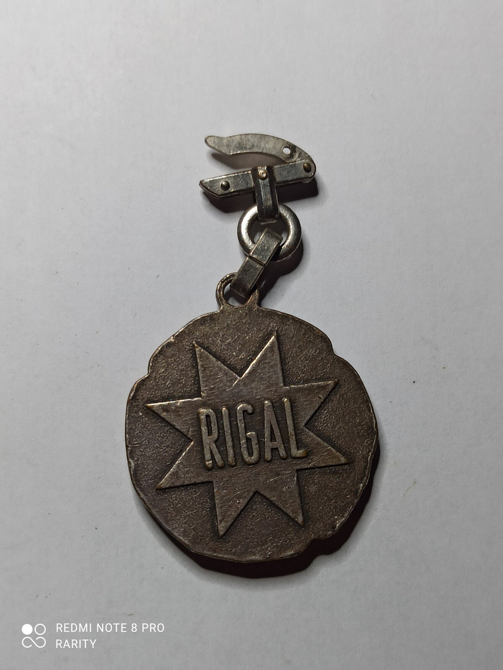 Porte-clés Rigal vintage métal gravé berger moutons rétro ancien