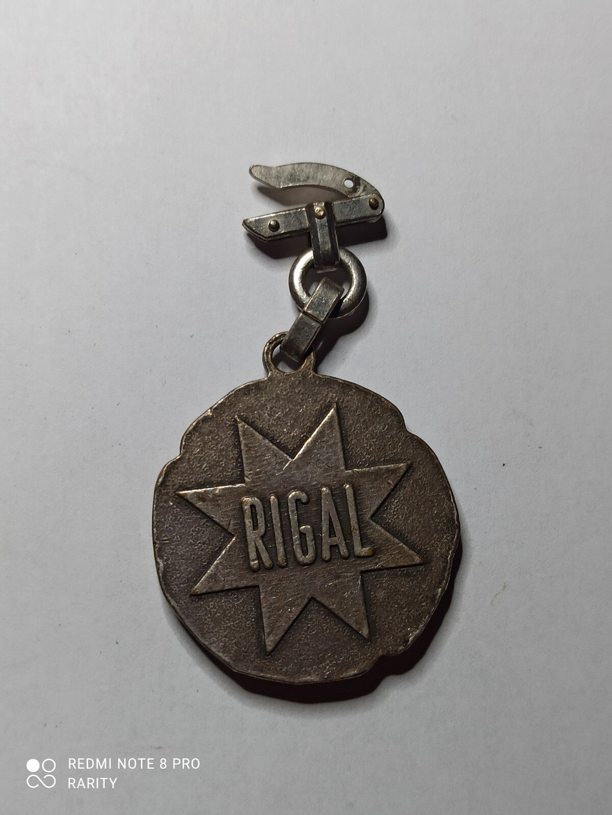 Porte-clés Rigal vintage métal gravé berger moutons rétro ancien