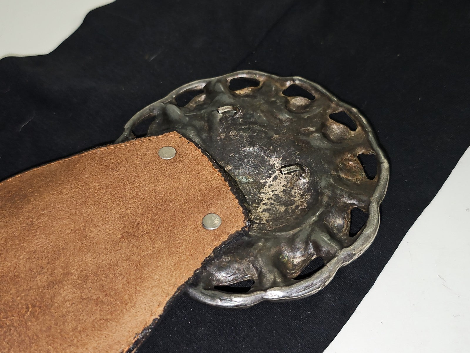 Ceinture vintage femme cuir et tissu boucle métal France années 1970 Ancienne ré