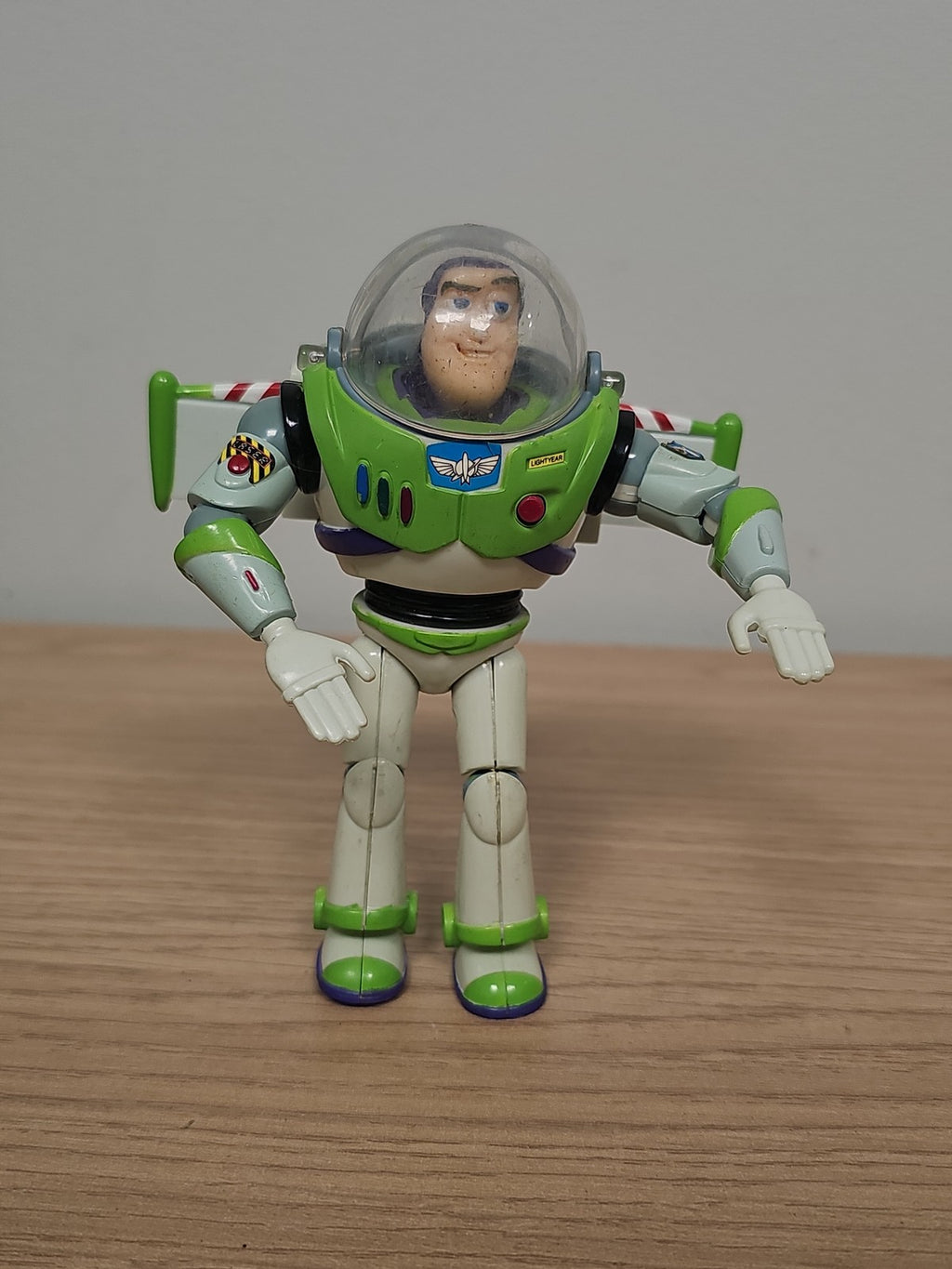 Jouet ancien Buzz l'Éclair Toy Story figurine rétro vintage collection Pixar Dis