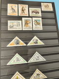Lot anciens timbres oblitérés Magyar animaux chiens oiseaux Hongrie vintage