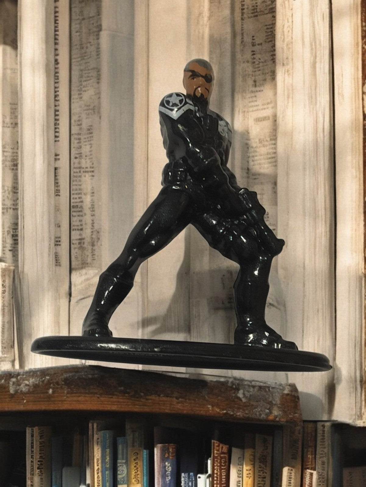 Figurine métal Nick Fury Marvel vintage, statuette noire, objet de collection