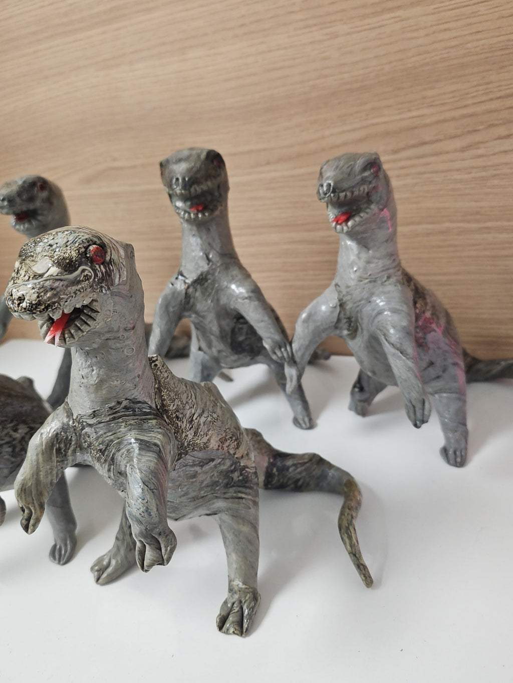 Lot de dinosaures anciens vintage, rare collection galerie d?art, figurines rétr