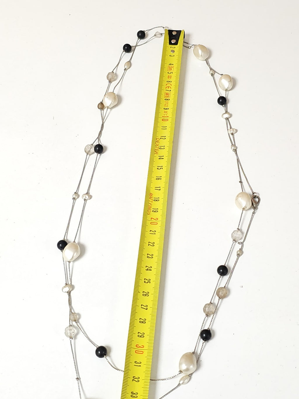 Collier fantaisie rétro ancien, bijou vintage élégant pour collection ou cadeau