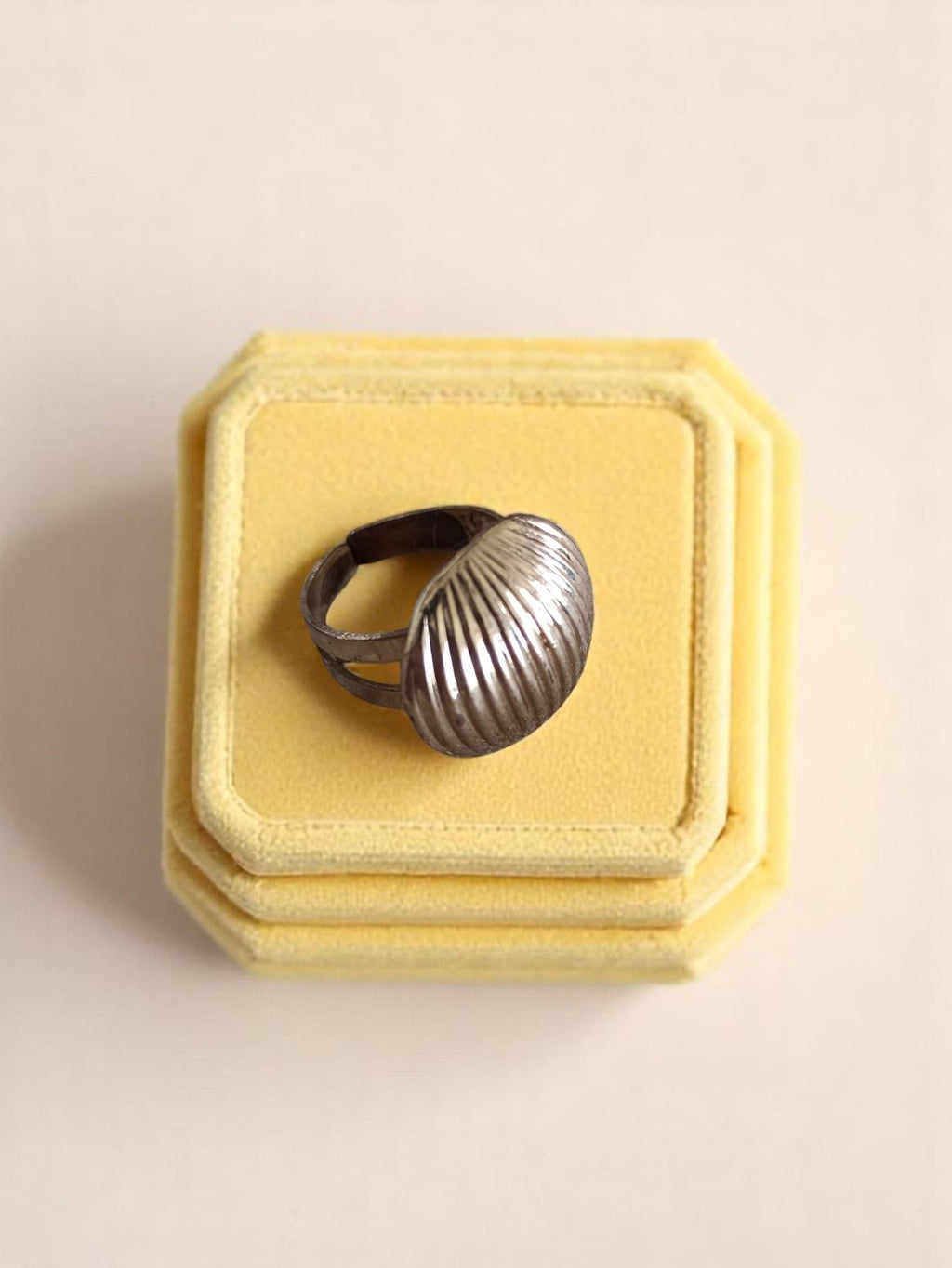 Bague vintage fantaisie coquillage argenté rétro taille 58 anneau ajustable