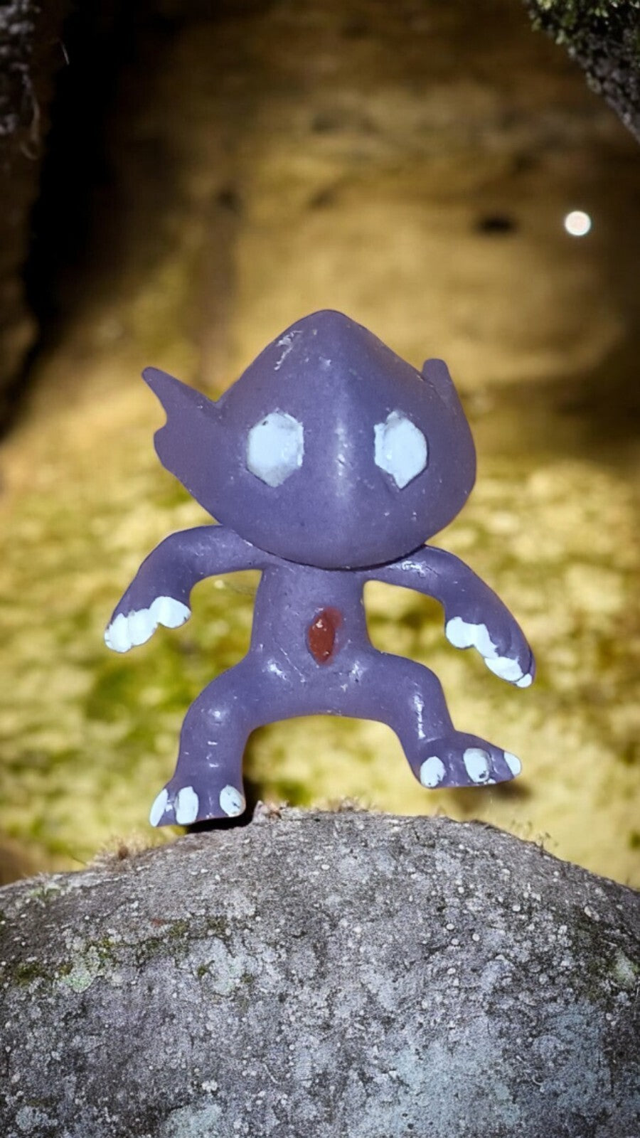 Figurine Pokémon Ténéfix vintage 2005/2006 PVC violet gemme – jouet rare
