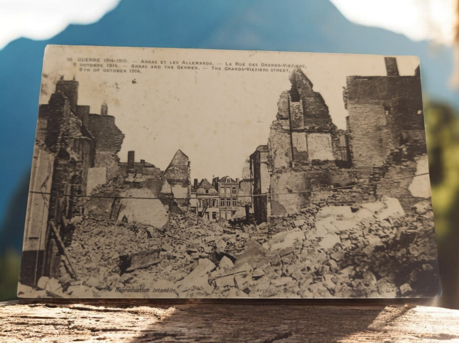 Carte postale ancienne Arras 1914-1918 Guerre WW1 rue Grands-Vieziers photo