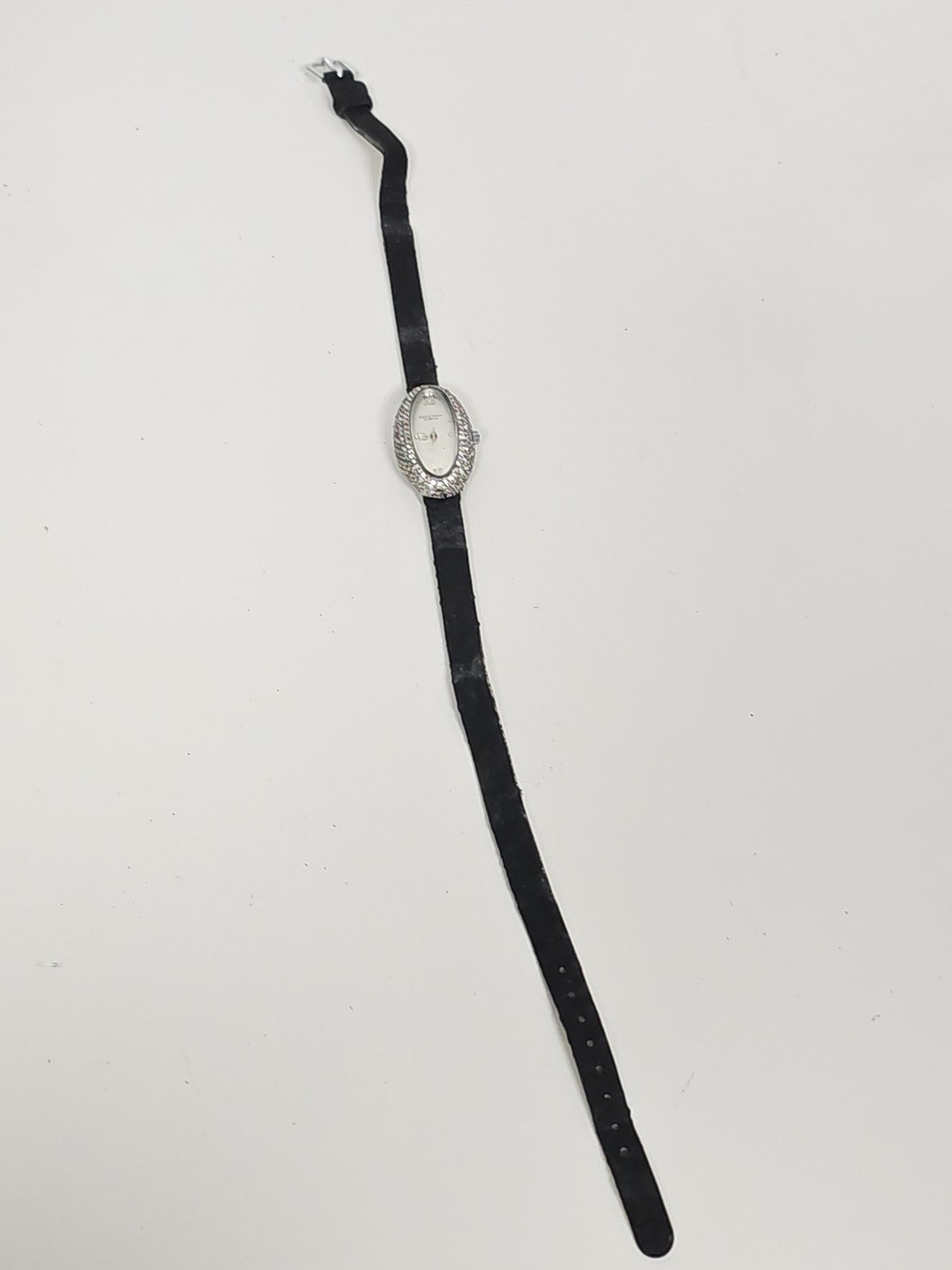 Montre femme rétro Anastasia Rubens, ancienne, fonctionnelle, collection vintage