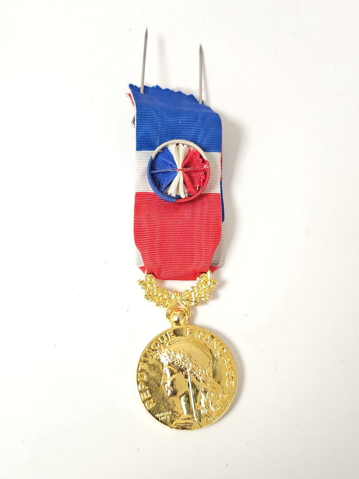 Vintage old medal of honor of labor for collector decoration re