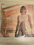 Vinyle 33 tours Milan Gramantik Succès Accordéon Orchestre pochette orange
