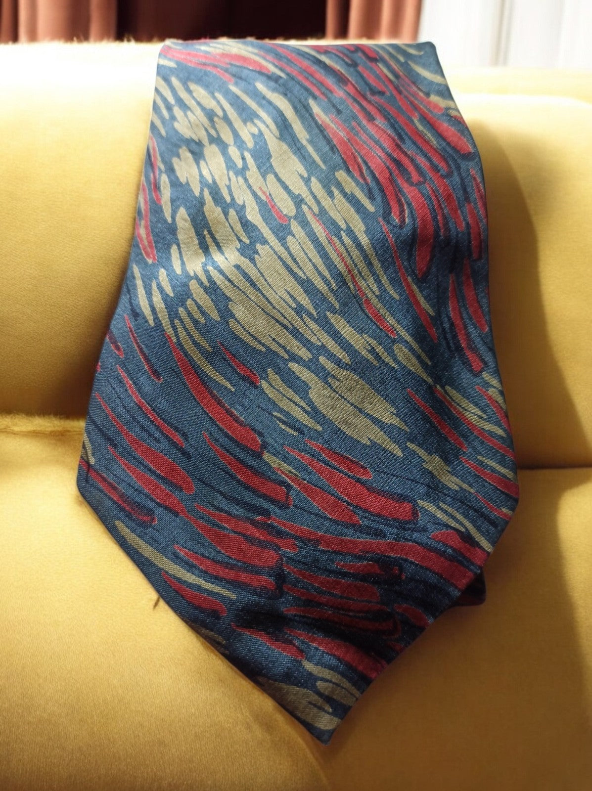 Cravate vintage Errediecidei motif abstrait bleu rouge doré rétro