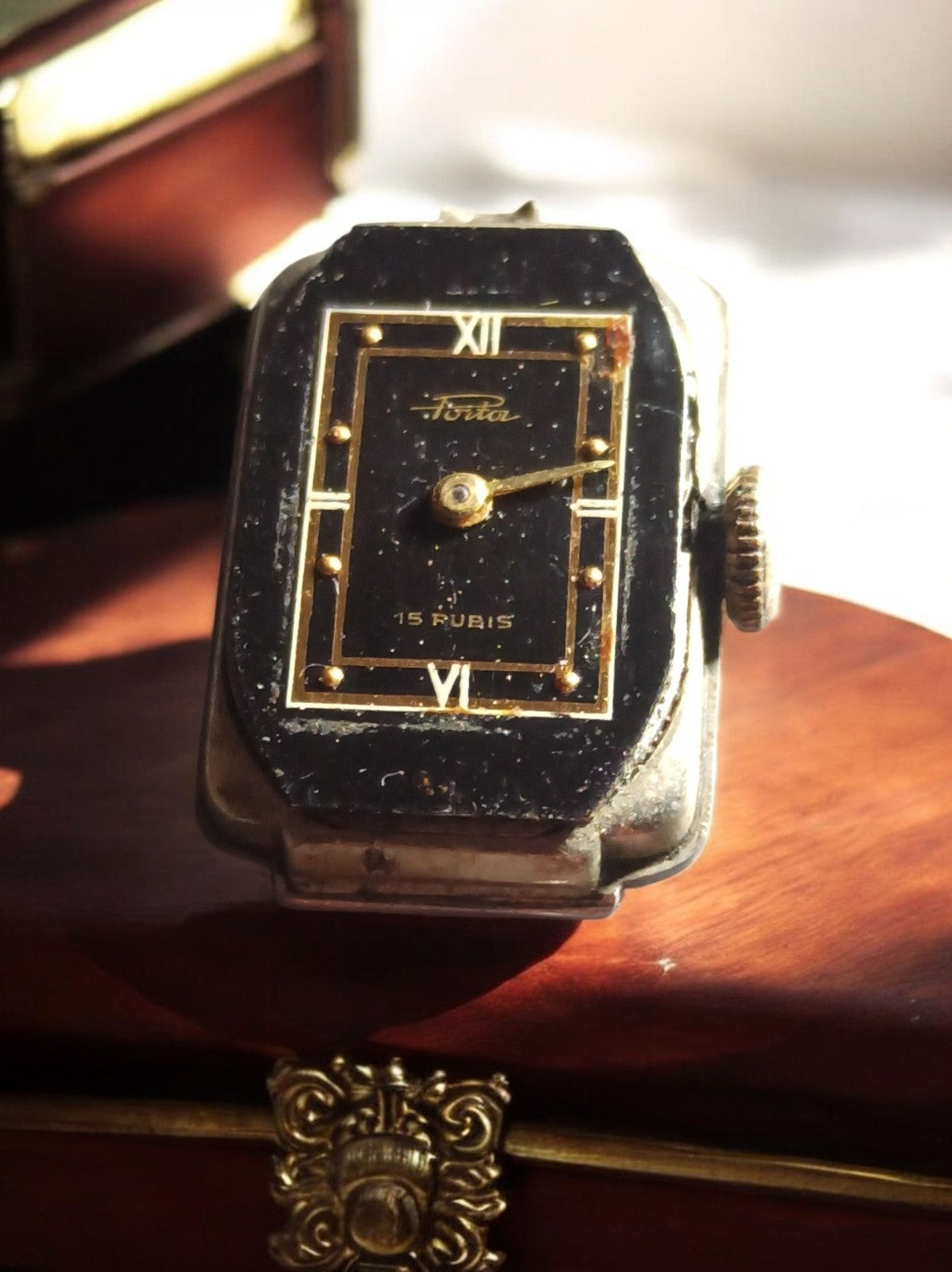 Montre mécanique vintage Porta 15 rubis cadran noir Art déco pièces