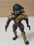 Figurine Kenner Alien vs Scavage Predator d'occasion jouet articulé original