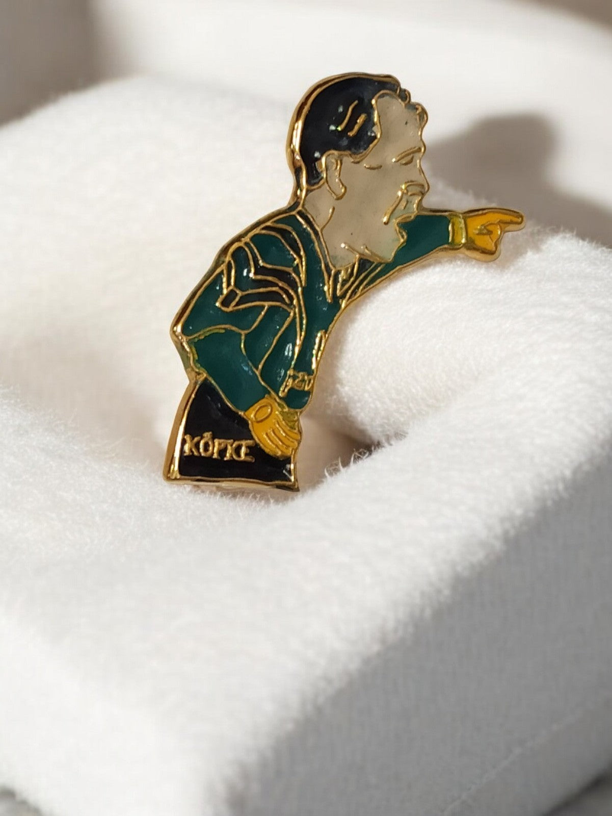 Pin's vintage Olympique de Marseille OM rétro, badge ancien football rare