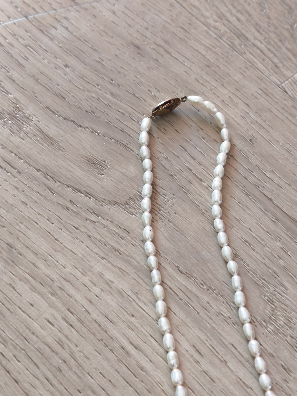 Collier vintage ancien en perles de culture naturelles, bijou rétro authentique