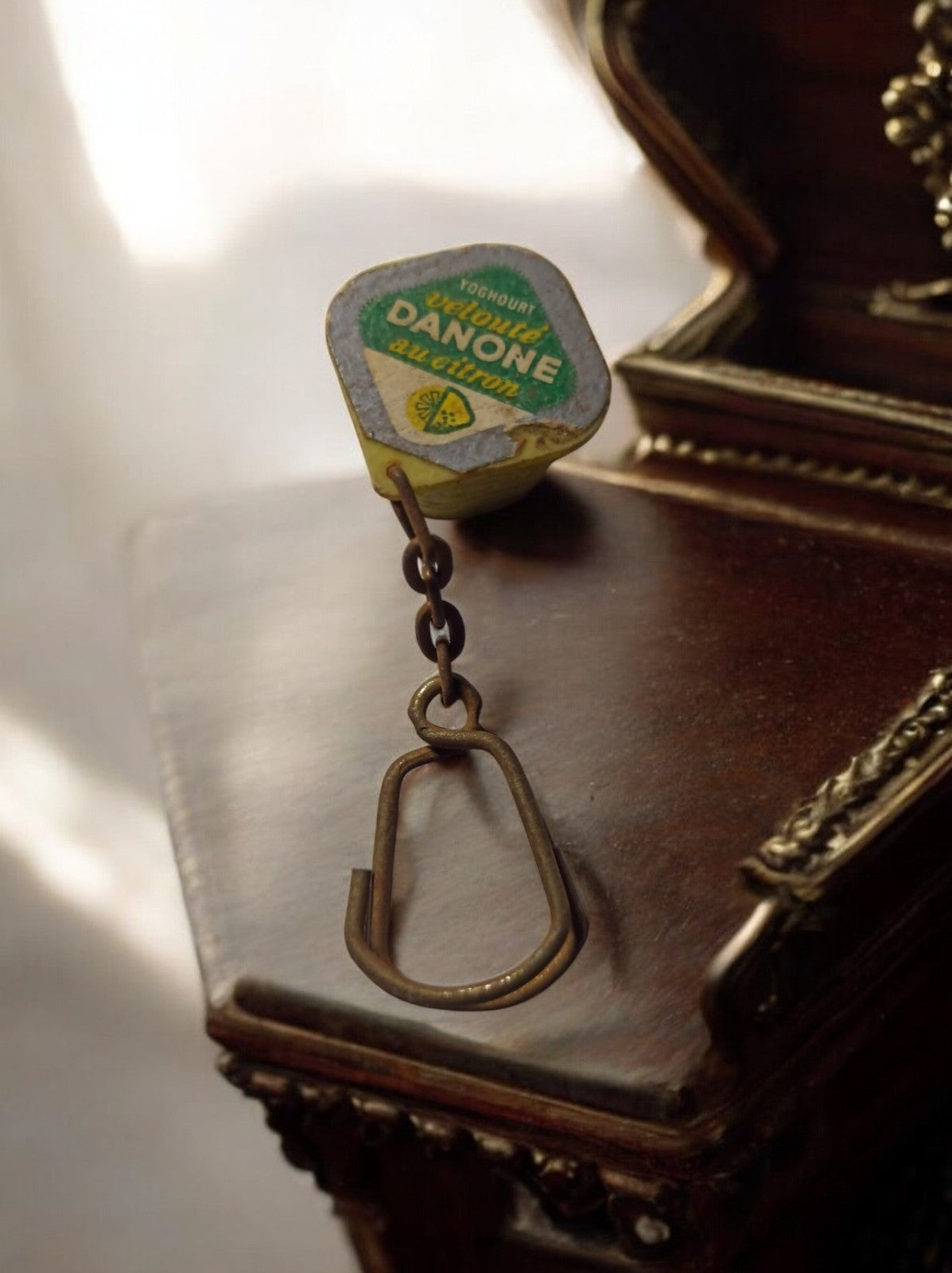 Porte-clés Danone vintage yoghourt citron publicitaire rétro années 70