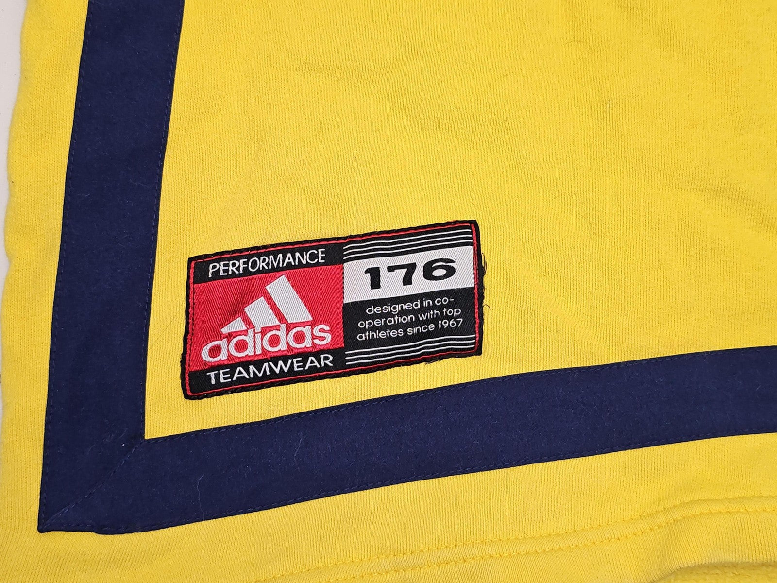 Sweat à capuche Adidas jaune 90s, taille XL 16 ans, hoodie logo sport unisexe