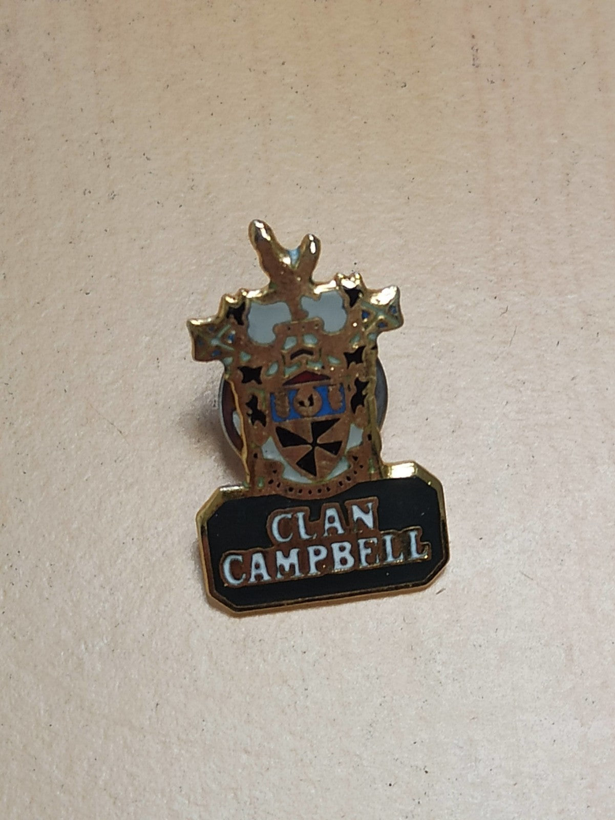 Pin's blason Clan Campbell vintage écusson badge rétro whisky
